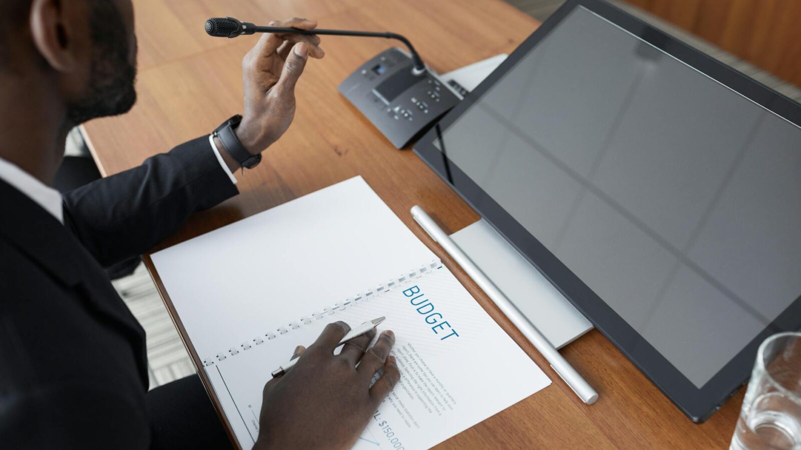 Gestão de impostos e taxas para eventos: Guia completo - Gestão de impostos e taxas para eventos: Guia completo